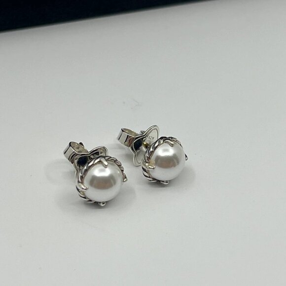 Authentic david yurman pearl stud earrings sterling silver and white pearl - Picture 1 of 8
